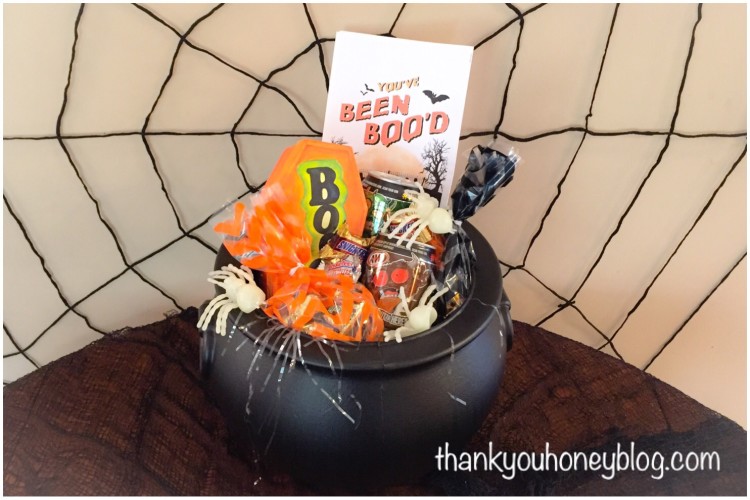 Creepy Crawly BOO’ing Cauldron & Spooky Spiders Treats #BOOItForward #ad