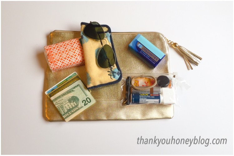 How to Downsize Your Purse and Still Have The Essentials #BeHealthyForEveryPartofLife #ad