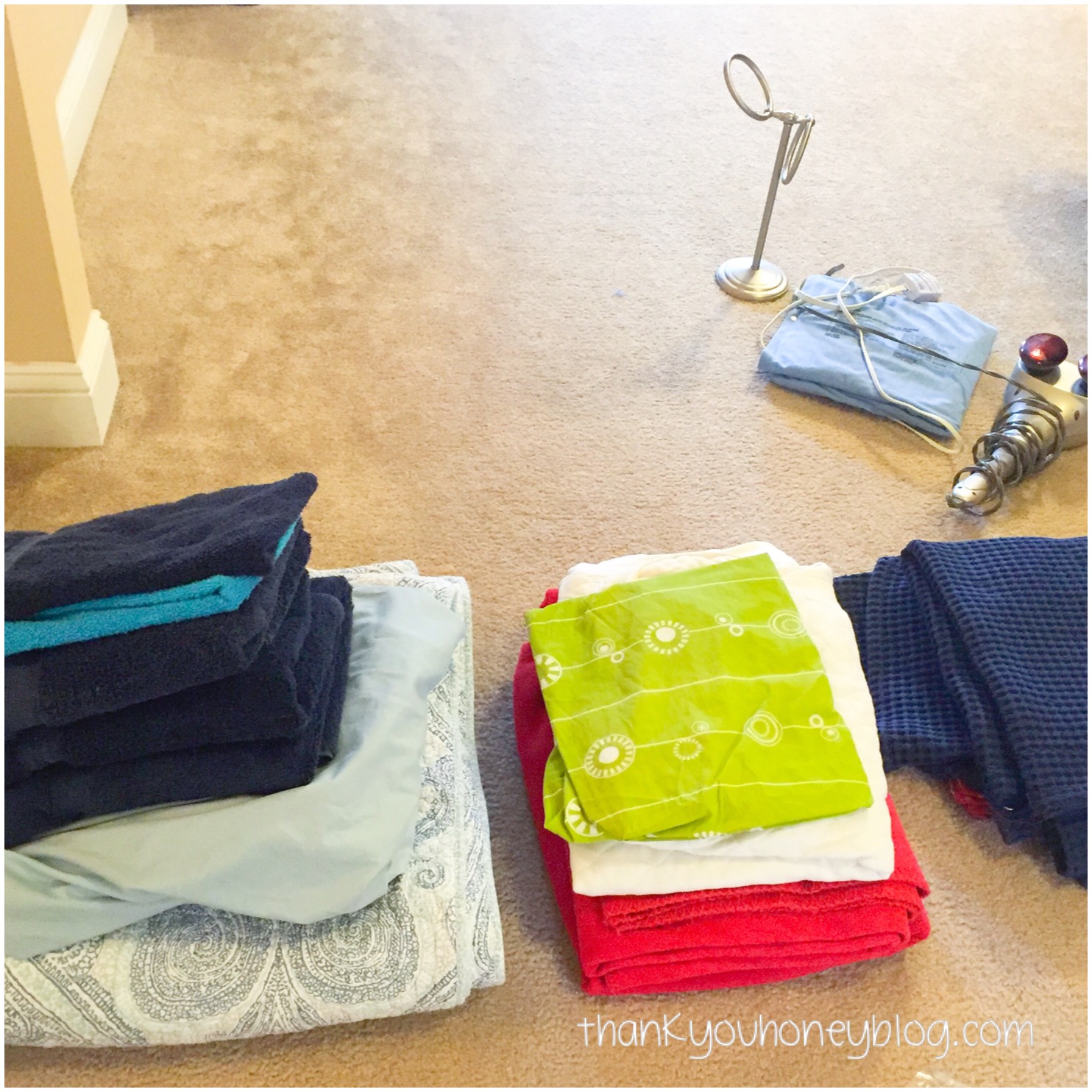 How to Organize The Linen Closet #ZiplocSavesSpace #ad