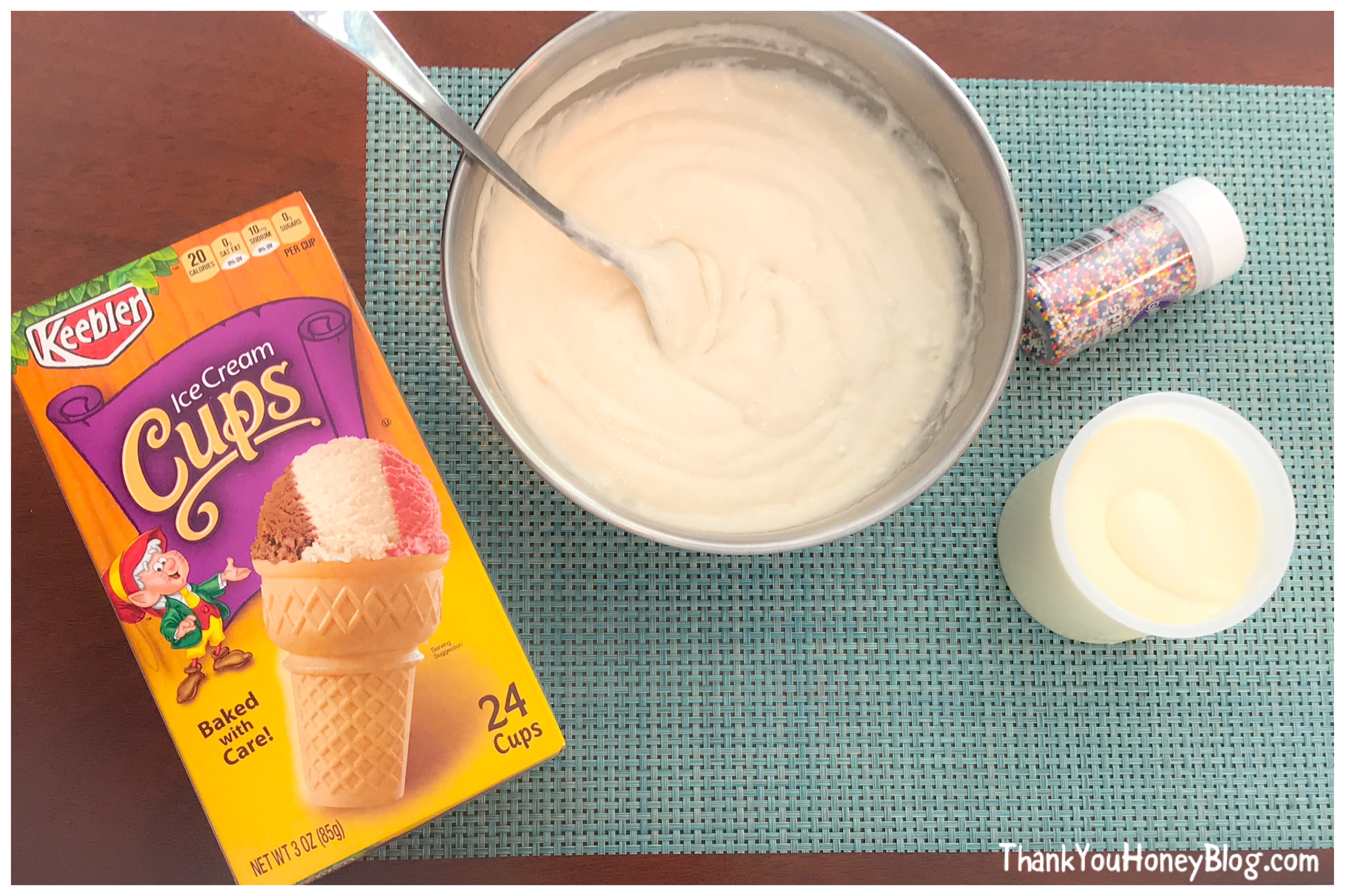 Cupcake Cones, Recipe, Dessert, Simple Recipe, Cupcake Cones, Treat, Summer, Cupcakes, Ice Cream Cones, ThankYouHoneyBlog.com, #TreatYourselfToSummer #ad